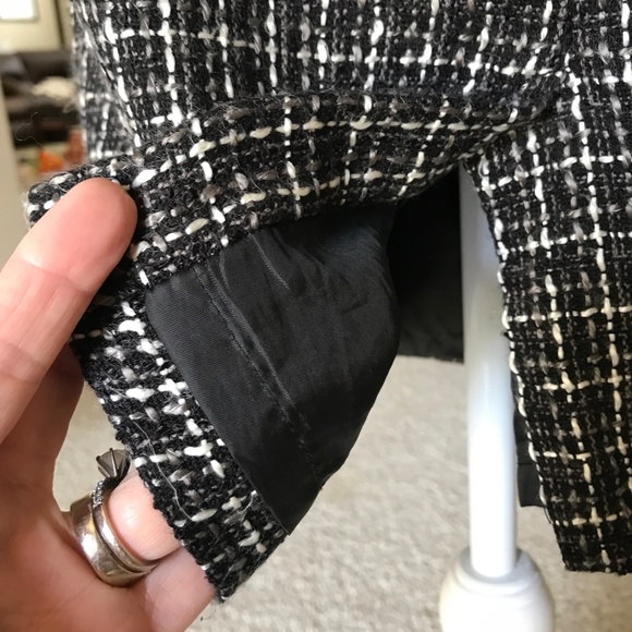 Heart Soul Wool Skirt w/ embellishments - Picture 8 of 12